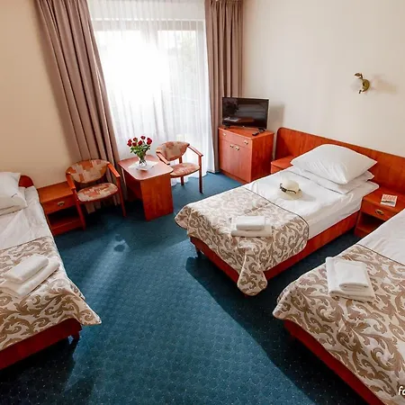 לינה וארוחת בוקר Gasiorowski רבאל